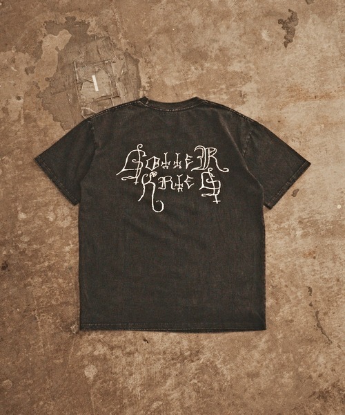 セール】Vintage-style oversized graphic T-shirt