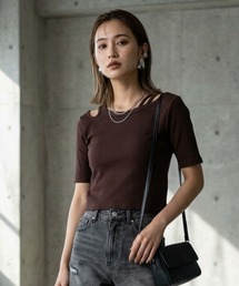 アシメショルダーデザインリブトップス【DIP IN CHOCOLATE】