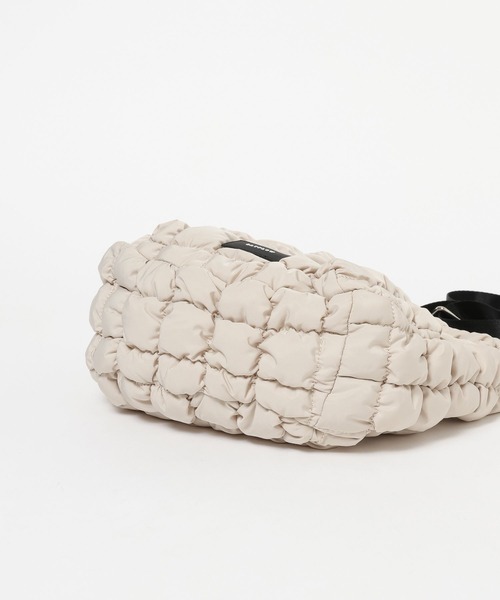 BAYFLOW（ベイフロー）の「ポップコーンラウンドショルダー（ハンドバッグ・レディース・ライトグレー/ブルー/ブラック・FREE）」の15枚目の写真