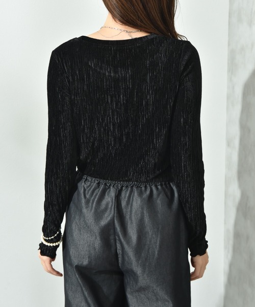 INTERPLANET（インタープラネット）の「プリーツベロア長袖プルオーバー（Tシャツ/カットソー・レディース・ブラック/アイボリー/チャコールグレー・FREE）」の7枚目の写真