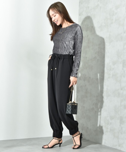 INTERPLANET（インタープラネット）の「プリーツベロア長袖プルオーバー（Tシャツ/カットソー・レディース・ブラック/アイボリー/チャコールグレー・FREE）」の13枚目の写真