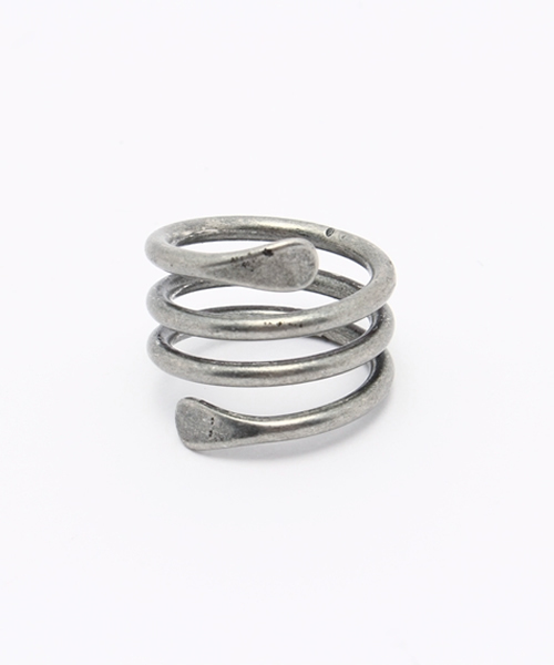 ANCHOR(アンカー)の「Spiral Ring(リング・メンズ・ブラック/アンティークシルバー/アンティークゴールド・14号/17号/20号)」の3枚目の写真