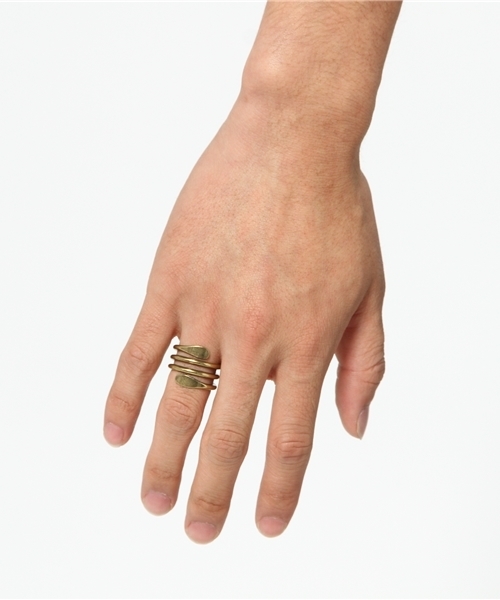 ANCHOR(アンカー)の「Spiral Ring(リング・メンズ・ブラック/アンティークシルバー/アンティークゴールド・14号/17号/20号)」の6枚目の写真