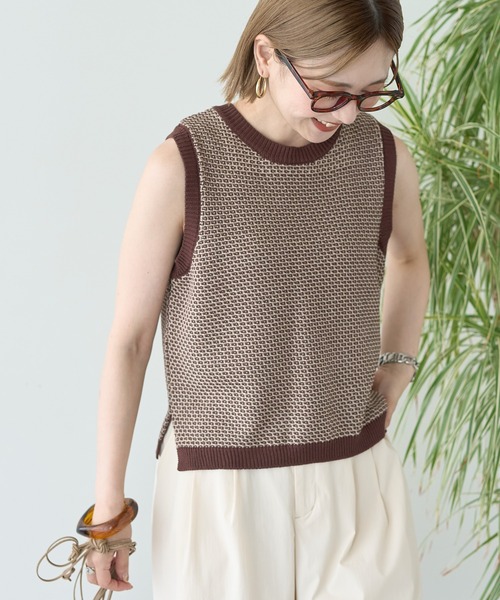 AMERICAN HOLIC（アメリカンホリック）の「ジャガードニットベスト（ベスト・レディース・ブラック/ブラウン/ベージュ・M/L）」の4枚目の写真