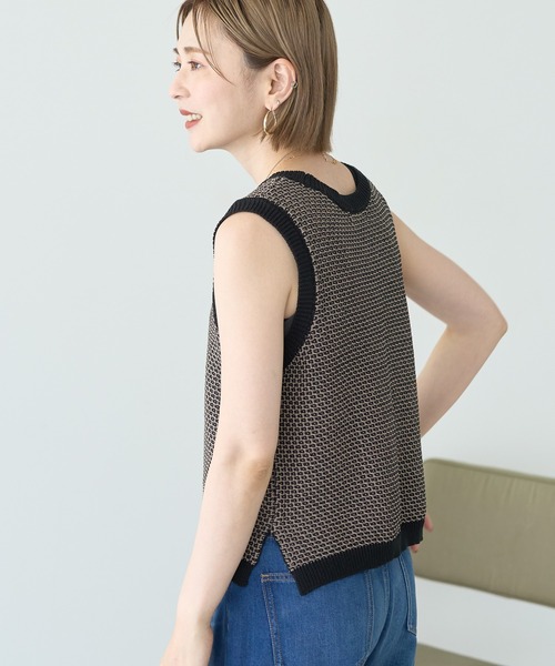 AMERICAN HOLIC（アメリカンホリック）の「ジャガードニットベスト（ベスト・レディース・ブラック/ブラウン/ベージュ・M/L）」の11枚目の写真