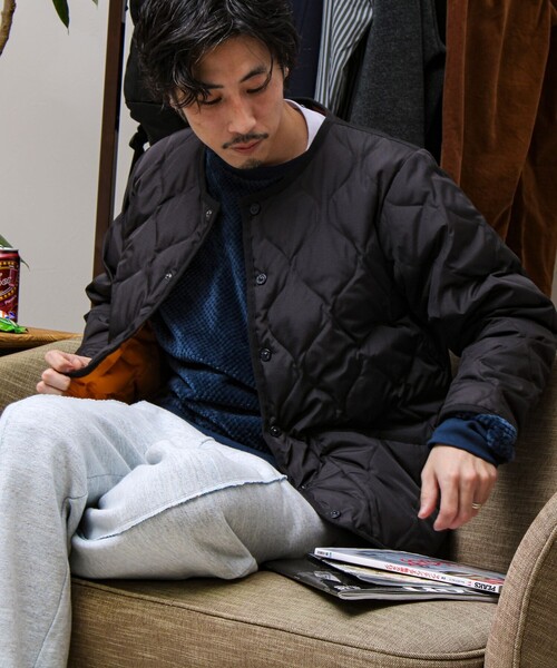 TAION（タイオン）の「【GLOSTER別注】TAION ミリタリー クルーネック ライナージャケット（ダウンジャケット/コート・メンズ・オリーブ/ブラック/モカ/ダークネイビー・M/L/XL）」の7枚目の写真