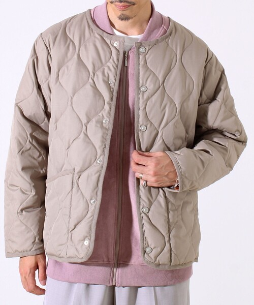 TAION（タイオン）の「【GLOSTER別注】TAION ミリタリー クルーネック ライナージャケット（ダウンジャケット/コート・メンズ・オリーブ/ブラック/モカ/ダークネイビー・M/L/XL）」の17枚目の写真