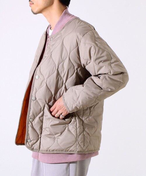 TAION（タイオン）の「【GLOSTER別注】TAION ミリタリー クルーネック ライナージャケット（ダウンジャケット/コート・メンズ・オリーブ/ブラック/モカ/ダークネイビー・M/L/XL）」の19枚目の写真