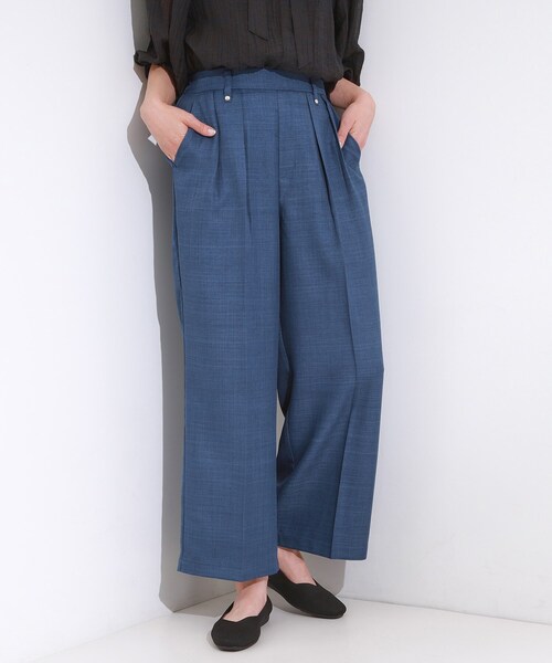 DRESKIP（ドレスキップ）の「【S-LL/洗濯後しわになりにくい】ゴールドパーツできれい見え 麻調タックワイドパンツ（その他パンツ・レディース・ダークブラウン/ブルー/チャコールグレー・02/01/04/03）」の3枚目の写真