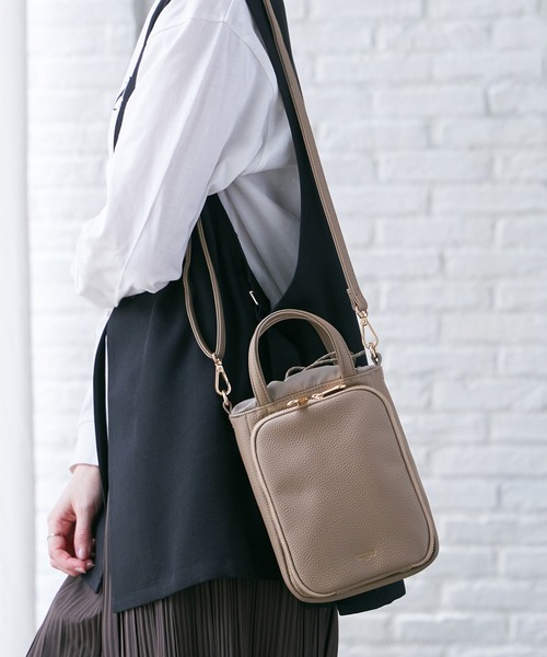 ciqueto ikkaののショルダーバック ikka｜スクエアビッグショルダーバッグ | Rakuten Fashion(楽天