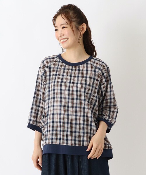 one'sterrace(ワンズテラス)の「チェック柄 リブ付きラグラン7分袖ブラウス(シャツ/ブラウス・レディース・ブラック系8/ネイビー系5/ダークブラウン系8・02)」の3枚目の写真