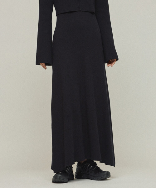 Firsthand（ファーストハンド）の「Firsthand/ファーストハンド 機能性素材 シルク入り ニットアンサンブルワンピース / 抗ピル / マシンウォッシャブル（ワンピース・レディース・ブラック/グレー・ﾌﾘ-）」の18枚目の写真