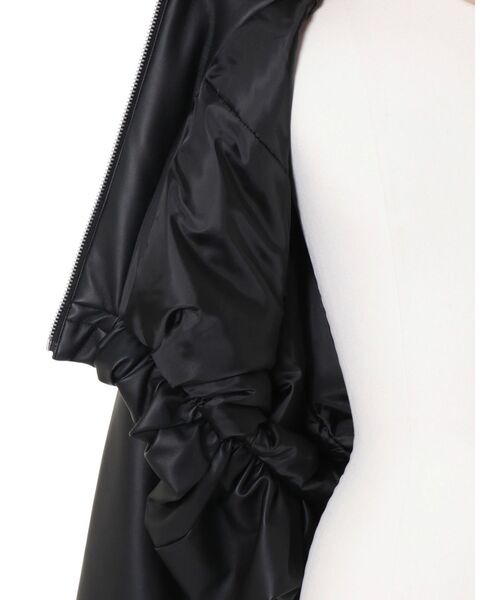 UN3D.（アンスリード）の「VOLUME GATHER SHORT BZ / ボリュームギャザーショートブルゾン（ブルゾン・レディース・ブラック・36/38）」の11枚目の写真