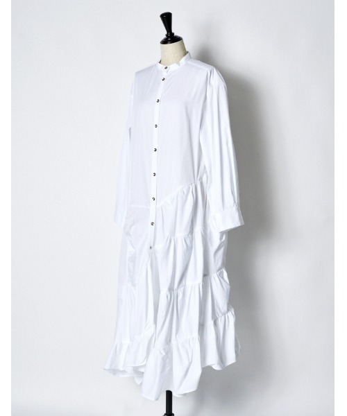 RUMCHE(ラムシェ)の「Typewriter Gathered Dress / タイプライターギャザードレス(ワンピース・レディース・ホワイト/ブラック・FREE)」の7枚目の写真