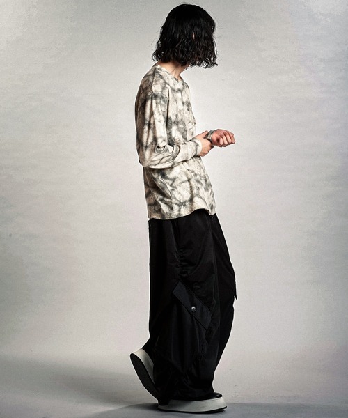 NO ID.（ノーアイディ）の「【NO ID.】Uneven Print Thermal Pullover / Uneven プリント サーマル プルオーバー（Tシャツ/カットソー・メンズ・ブラック/アイボリー・ONE SIZE）」の8枚目の写真