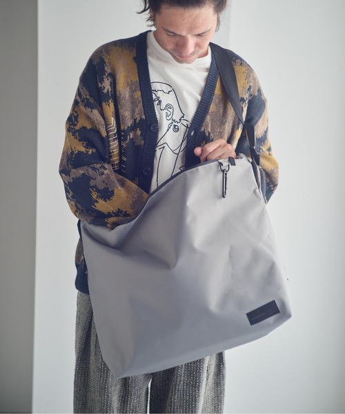 ADAM PATEK(アダムパテック)の「ADAMPATEK/water repellent shoulder big bag 2nd/撥水ショルダービッグバッグ/AP2519045(ショルダーバッグ・レディース・ブラック/ネイビー/カーキ/グレー系・FREE)」の9枚目の写真