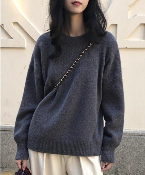 cammie（キャミー）の「ドロップショルダーシンプルニット（ニット/セーター・レディース・ベージュ/アイボリー/グレー/ブラック・F）」の3枚目の写真