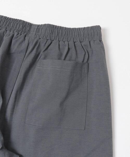 ITEMS URBANRESEARCH（アイテムズ アーバンリサーチ）の「ペーパータッチイージーパンツ（その他パンツ・メンズ・グレー/カーキ/ブラック・MEDIUM/LARGE）」の13枚目の写真