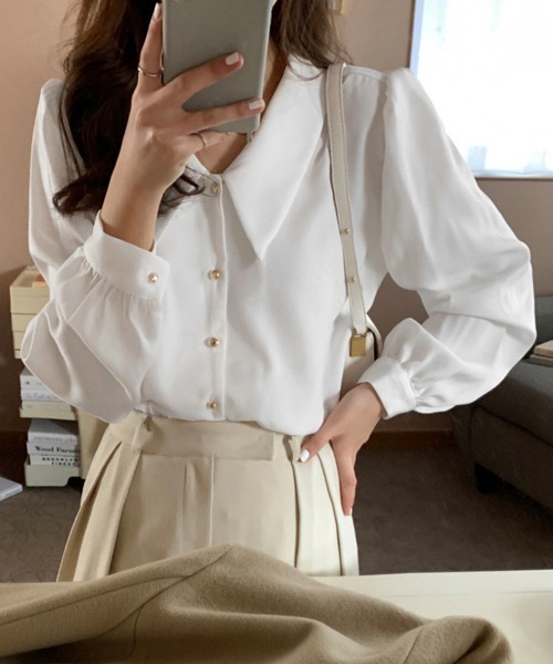 Miniministore(ミニミニストア)の「シャツブラウス ゴールドボタン ブラウス(シャツ/ブラウス・レディース・ブラック/ホワイト・FREE)」の7枚目の写真