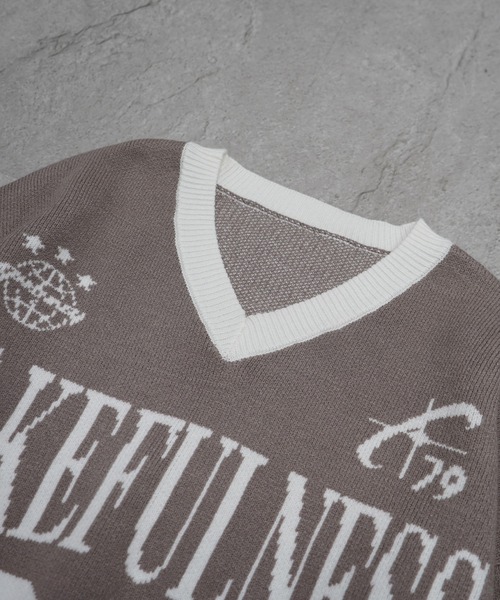 ILL'S（イルズ）の「Y2K ロゴ ダメージ加工 Vネック ニット プルオーバー メンズ レディース ユニセックス（ニット/セーター・メンズ・ネイビー/グレー/ブラック・L/M）」の15枚目の写真