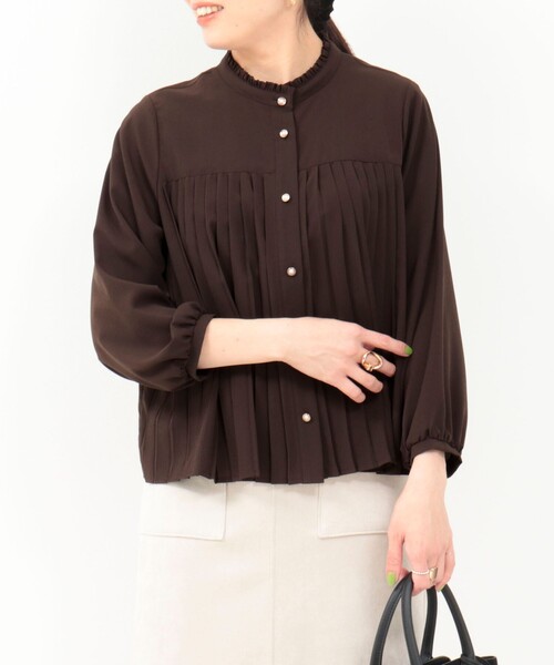 MICO COULIER（ミコクリエ）の「ジョーゼットプリーツブラウス（シャツ/ブラウス・レディース・ホワイト系その他/ネイビー/ブラウン/グレイッシュベージュ・38）」の19枚目の写真