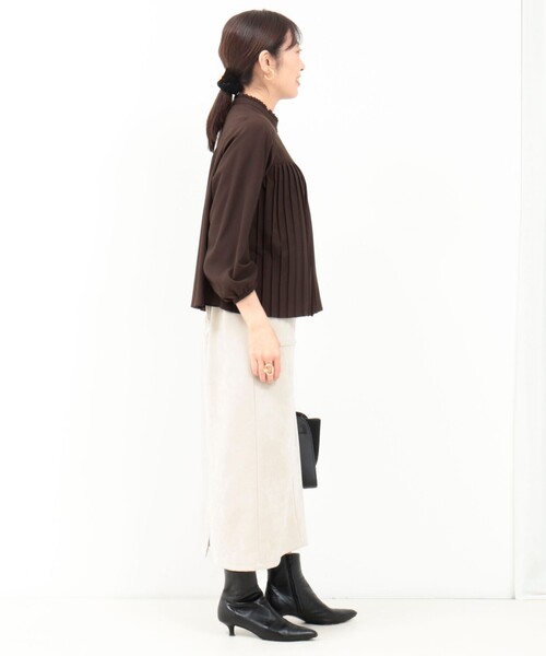 MICO COULIER（ミコクリエ）の「ジョーゼットプリーツブラウス（シャツ/ブラウス・レディース・ホワイト系その他/ネイビー/ブラウン/グレイッシュベージュ・38）」の16枚目の写真