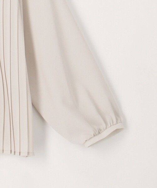 MICO COULIER（ミコクリエ）の「ジョーゼットプリーツブラウス（シャツ/ブラウス・レディース・ホワイト系その他/ネイビー/ブラウン/グレイッシュベージュ・38）」の7枚目の写真