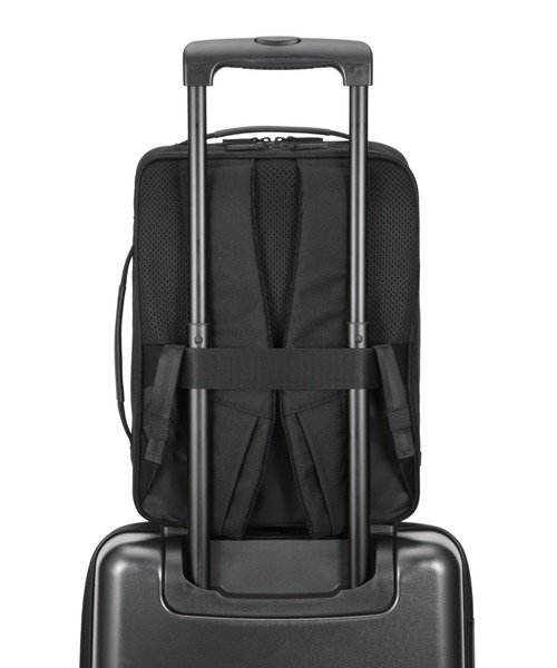 ace.(エース)の「エースジーン ビジネスリュック ガジェタブルSF A4サイズ収納可能 14inchPC収納 11L 2気室 68781(ビジネスバッグ・メンズ・ブラック/ネイビー・FREE)」の8枚目の写真