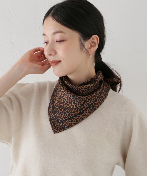 plage（プラージュ）の「LESCARF / レスカーフ 50X50 LEO スカーフ（バンダナ/スカーフ・レディース・ブラウン・FREE）」の6枚目の写真