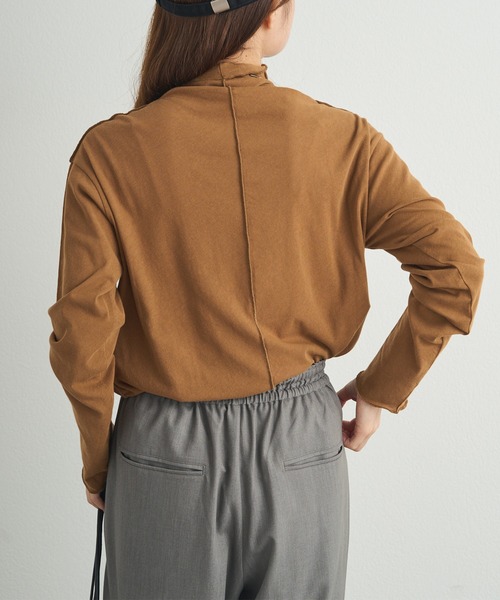 PUAL CE CIN（ピュアルセシン）の「コットンシアーハイネックカットソー（Tシャツ/カットソー・レディース・ベージュ系/オレンジ系/ブラック/オフホワイト・FREE）」の19枚目の写真