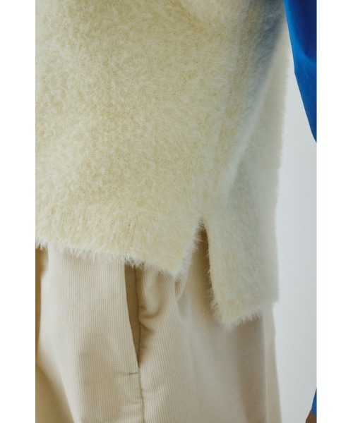 HeRIN.CYE(ヘリンドットサイ)の「Shaggy knit vest シャギーニットベスト(ニット/セーター・レディース・ライトイエロー/ライトブルー/ブラック/オフホワイト・FREE)」の5枚目の写真