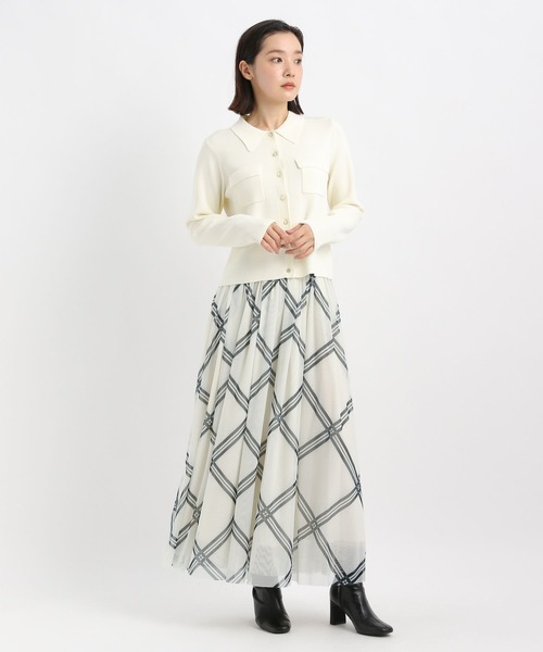 Andemiu(アンデミュウ)の「キンボタンポロニット長袖601790(ニット/セーター・レディース・ネイビー/レッド/アイボリー・FREE)」の14枚目の写真
