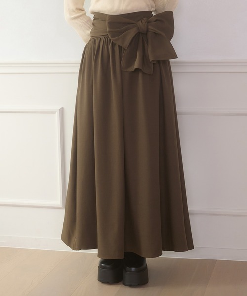 Ambre Neige(アンブルネージュ)の「Ribbon flare volume skirt / リボンフレアボリュームスカート(スカート・レディース・ブラウン系その他/ブラック・FREE)」の2枚目の写真
