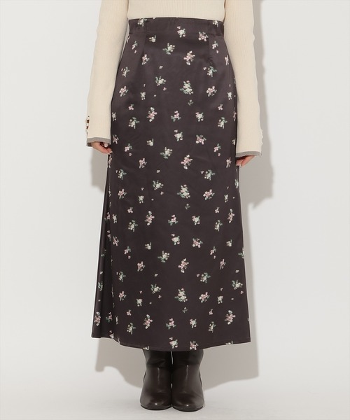 AND COUTURE(アンドクチュール)の「ブラーフラワープリントナロースカート(スカート・レディース・ブラウン系その他/ブラック系その他・SMALL/MEDIUM)」の22枚目の写真