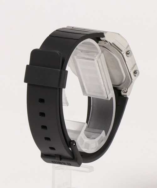 CASIO(カシオ)の「【RES】【CASIO】クラシックスクエア デジタル【海外モデル】(デジタル腕時計・メンズ・ゴールド/シルバー/ブラウン・FREE)」の8枚目の写真