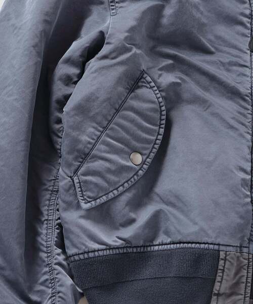 JOURNAL STANDARD relume(ジャーナルスタンダード レリューム)の「ガーメントダイ ボンバー ジャケット(MA-1・メンズ・オリーブ/ダークブルー/ブラック系その他・LARGE/MEDIUM)」の22枚目の写真