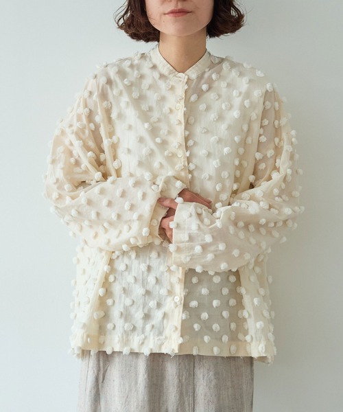 yuni(ユニ )の「△コットンナイロン dotジャカード wide シャツ(シャツ/ブラウス・レディース・キナリ/ブラック・FREE)」の1枚目の写真