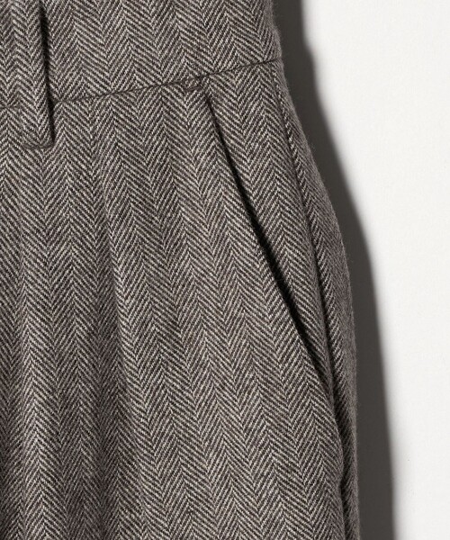 BEAUTY&YOUTH UNITED ARROWS（ビューティーアンドユースユナイテッドアローズ）の「毛ブレンド ヘリンボーンワイドパンツ（スラックス・レディース・ダークブラウン/グレー系・S/M/XS）」の15枚目の写真