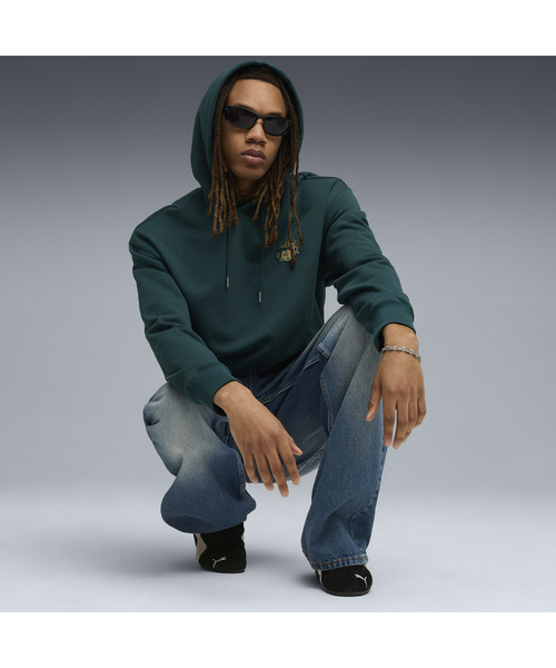 PUMA(プーマ)の「PUMA プーマ メンズ T7 ヴィンテージ プレップ リラックスド フーディ(パーカー・メンズ・ダークグリーン/ブラック・X-LARGE/X-SMALL/MEDIUM/SMALL/LARGE)」の11枚目の写真