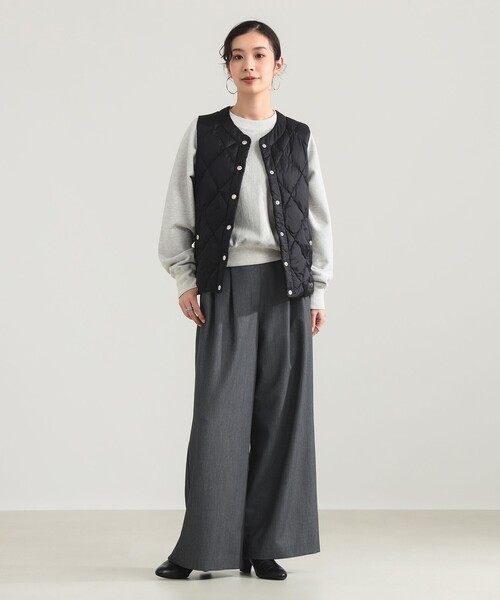 TATRAS（タトラス）の「【WEB限定】TATRAS / KAVALA ダウンベスト（ダウンベスト・レディース・ライトグレー/ブラック・1/2）」の8枚目の写真