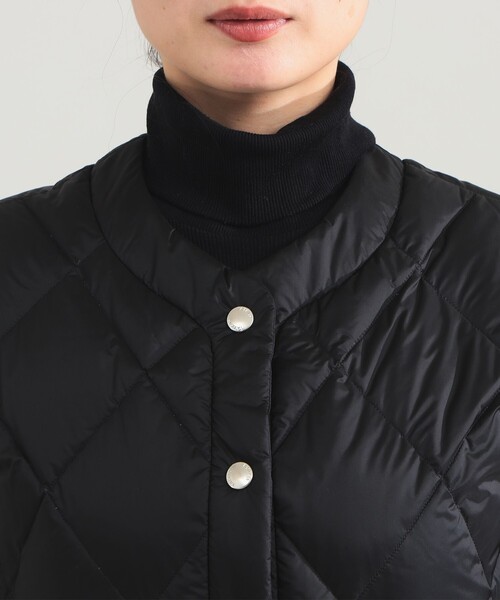 TATRAS（タトラス）の「【WEB限定】TATRAS / KAVALA ダウンベスト（ダウンベスト・レディース・ライトグレー/ブラック・1/2）」の17枚目の写真