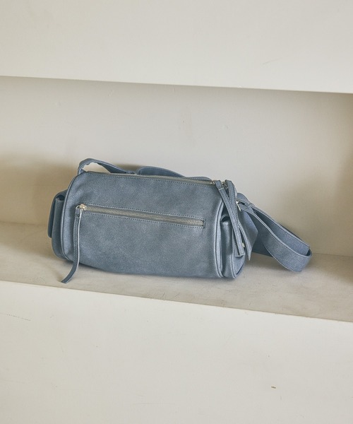 LAKOLE（ラコレ）の「アソートZIPバレルワンショルダーバッグ / 604685（ショルダーバッグ・レディース・ブラック/ライトブルー/オフホワイト・FREE）」の3枚目の写真