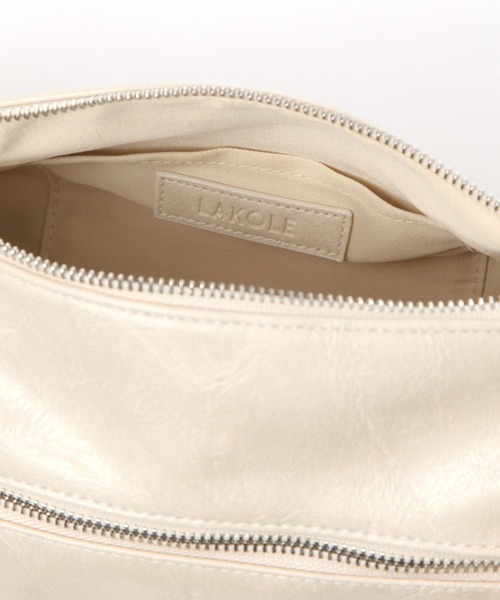 LAKOLE（ラコレ）の「アソートZIPバレルワンショルダーバッグ / 604685（ショルダーバッグ・レディース・ブラック/ライトブルー/オフホワイト・FREE）」の14枚目の写真