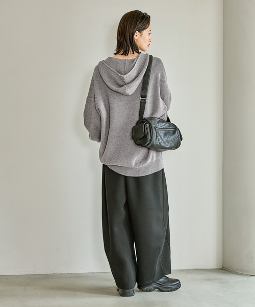 LAKOLE（ラコレ）の「アソートZIPバレルワンショルダーバッグ / 604685（ショルダーバッグ・レディース・ブラック/ライトブルー/オフホワイト・FREE）」の20枚目の写真