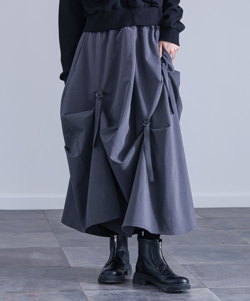 kOhAKU（コハク）の「『変形フレアスカート』（スカート・レディース・チャコール/ブラック・FREE）」の3枚目の写真