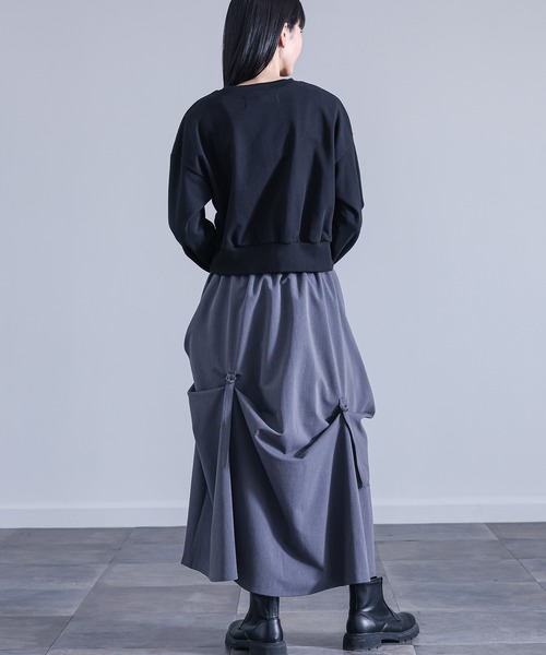 kOhAKU（コハク）の「『変形フレアスカート』（スカート・レディース・チャコール/ブラック・FREE）」の7枚目の写真