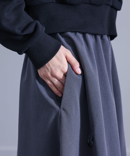 kOhAKU（コハク）の「『変形フレアスカート』（スカート・レディース・チャコール/ブラック・FREE）」の16枚目の写真