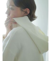 【吉田朱里】リラックスニットフーディ