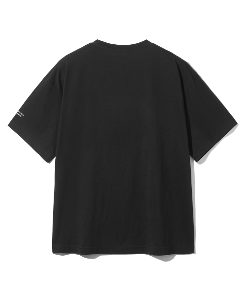 F.ILLUMINATE(フィルミネイト)の「レガシーメッセージTシャツ - ブラック(Tシャツ/カットソー・レディース・その他・SMALL/MEDIUM/LARGE)」の2枚目の写真