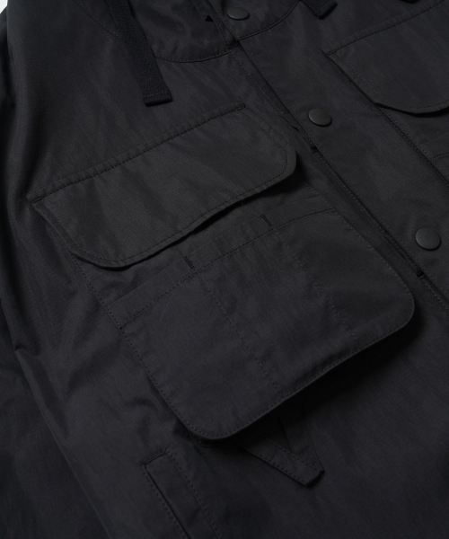 FRIZMWORKS（フリズムワークス）の「WADING HOODED PARKA _ BLACK（その他アウター・メンズ・その他・SMALL/MEDIUM/LARGE/X-LARGE）」の6枚目の写真